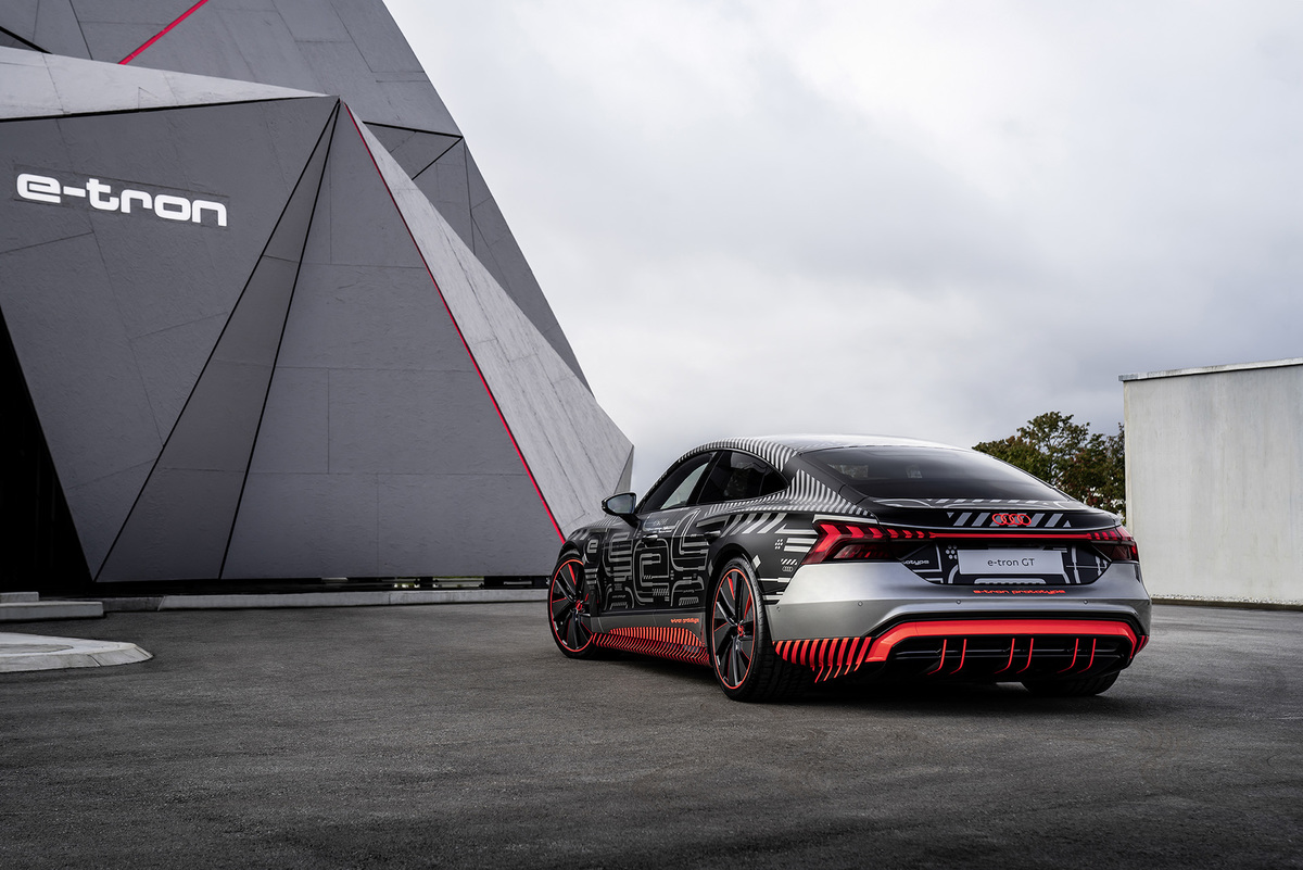 AUDI E TRON GT PROTOTYPE