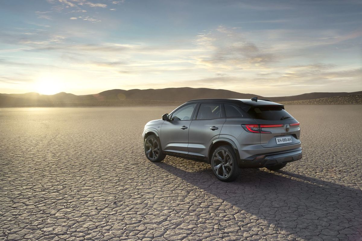 All new Renault Austral Esprit Alpine 2 LOW