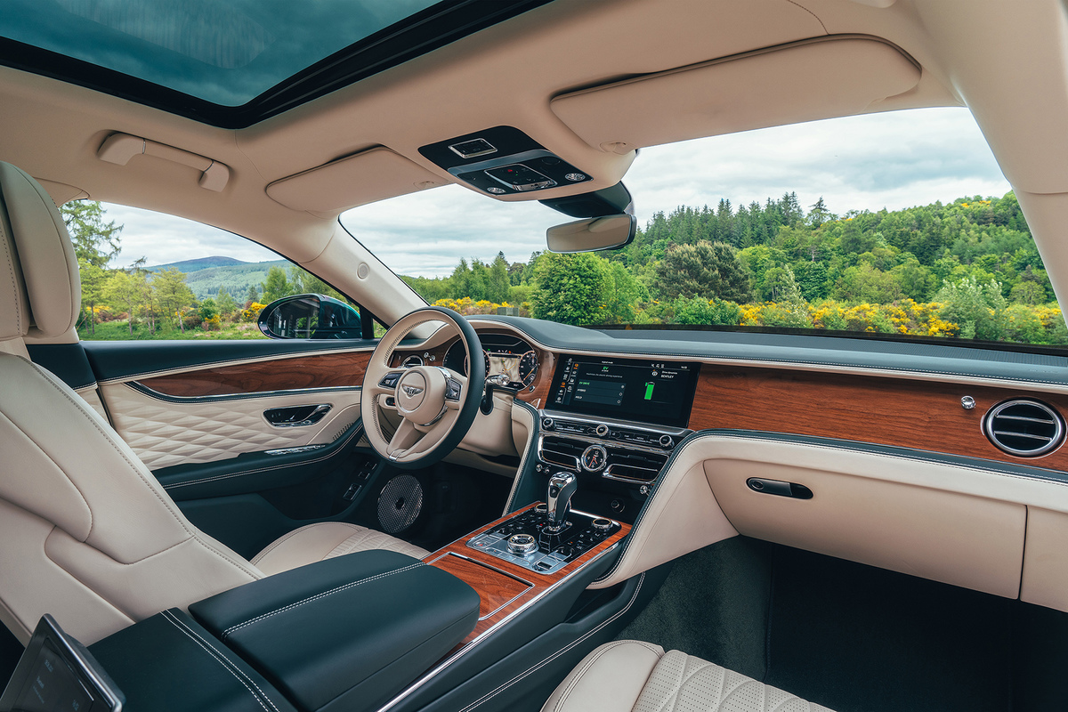 BENTLEY Flying Spur Hybrid 7