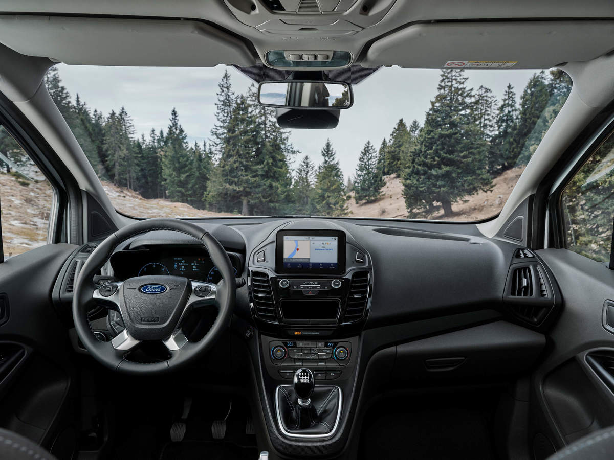 FORD 2020 TOURNEO CONNECT ACTIVE INTERIOR