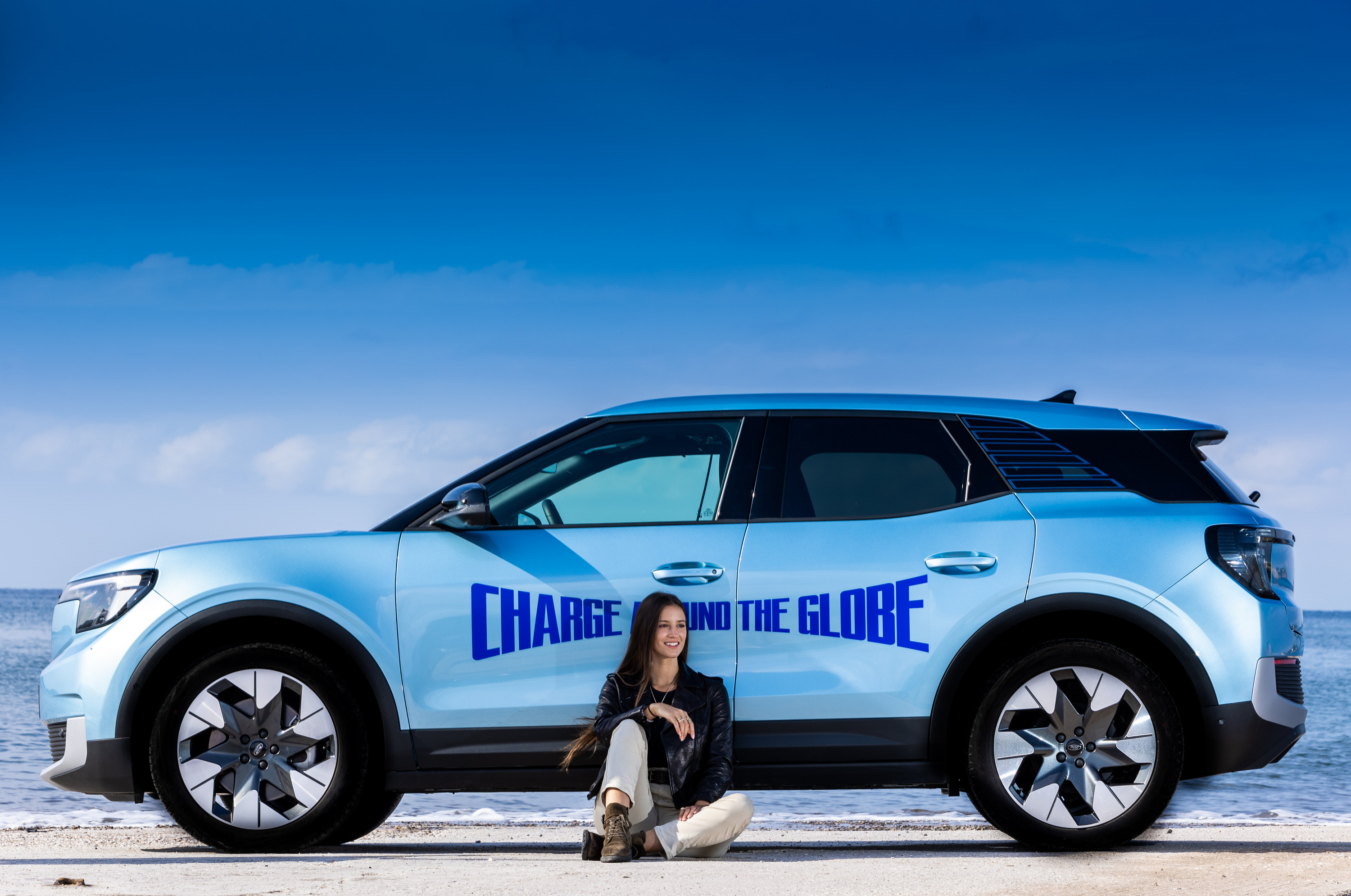 LEXIE ALFORD GREECE FORD EXPLORER 08