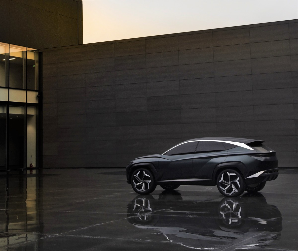 Large 39341 HyundaiVisionTConcept