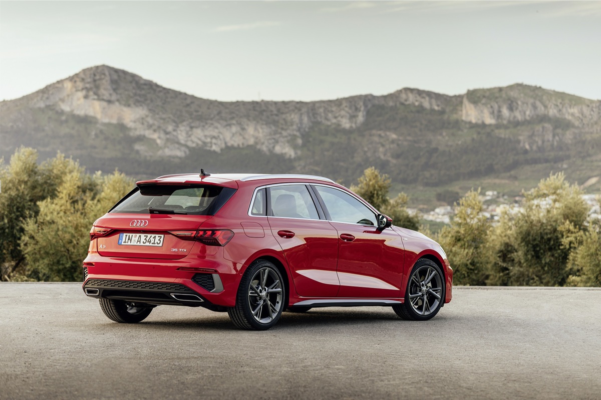 NEO AUDI A3 SPORTBACK 2