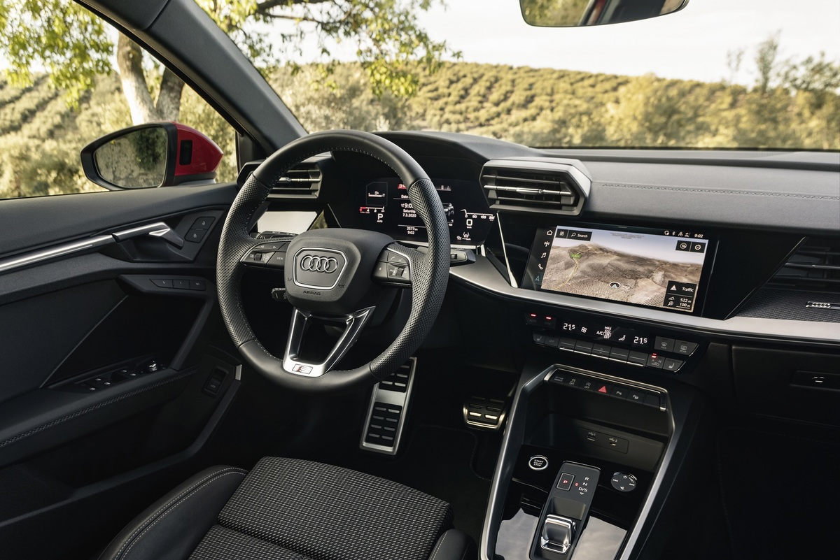 NEO AUDI A3 SPORTBACK 6