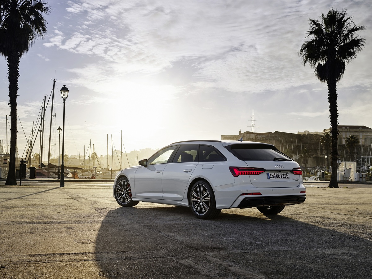 NEO AUDI A6 AVANT TFSI e quattro 2