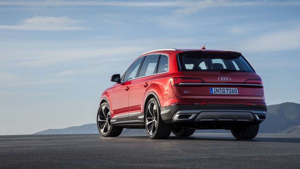 NEO AUDI Q7 c