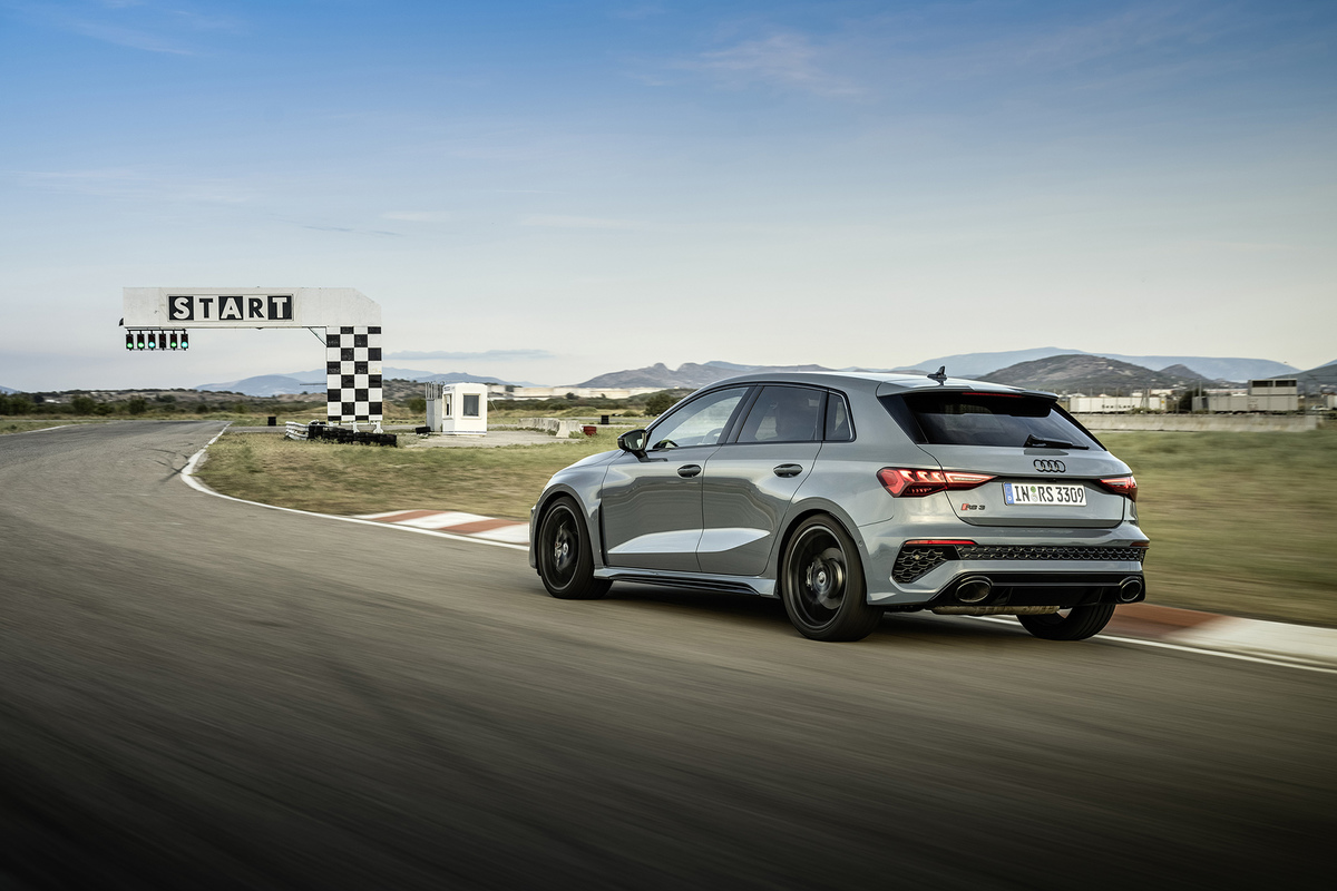 NEO AUDI RS 3 4