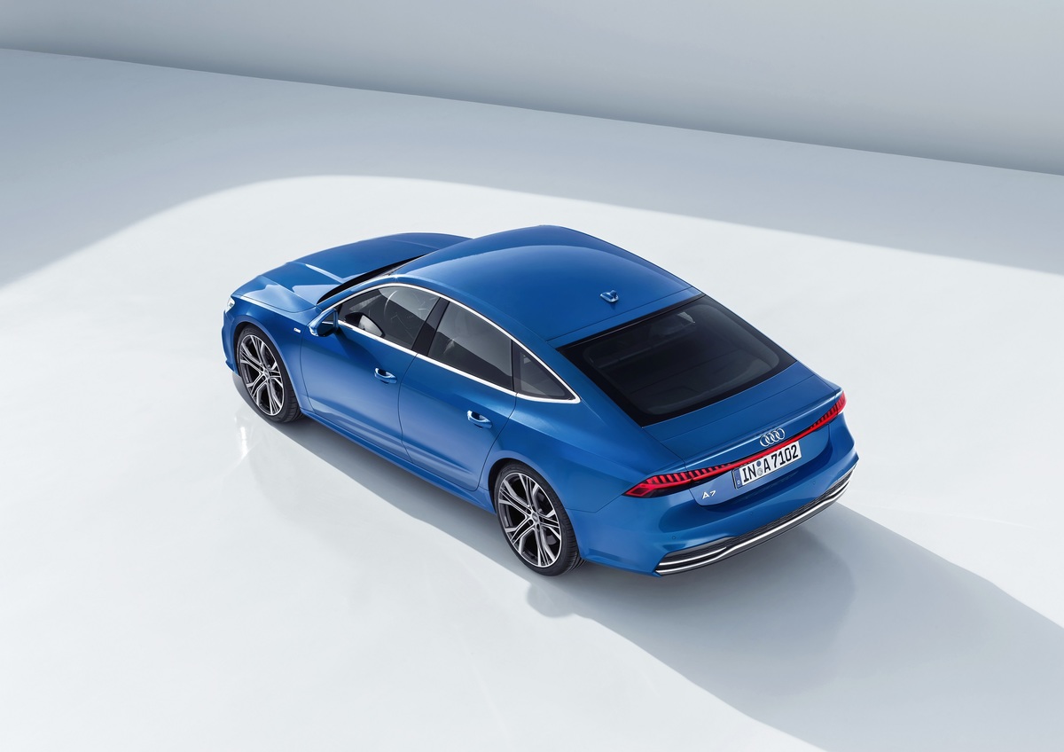 NEW AUDI A7 b