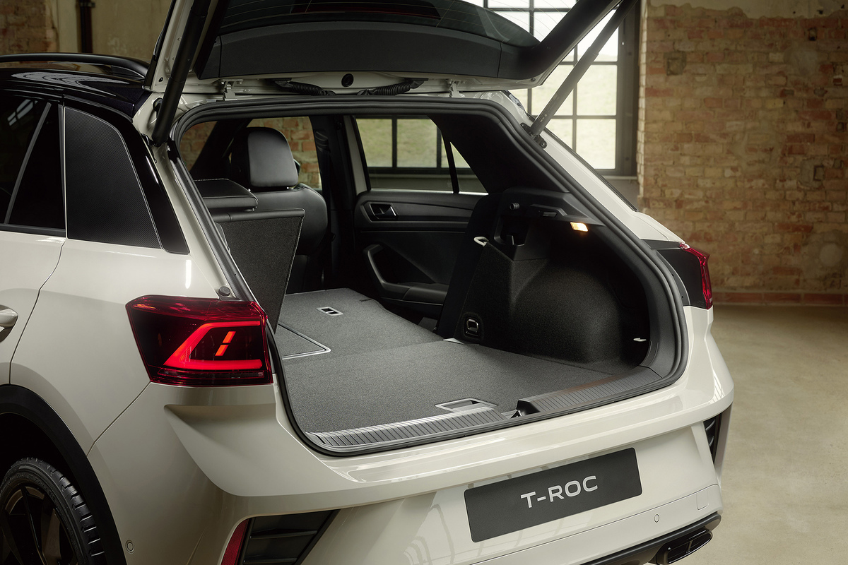 NEW VOLKSWAGEN T ROC 9