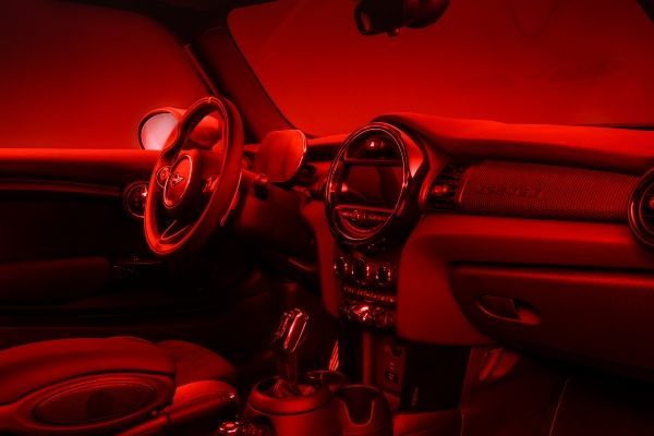 P90388994 lowRes mini john cooper wor