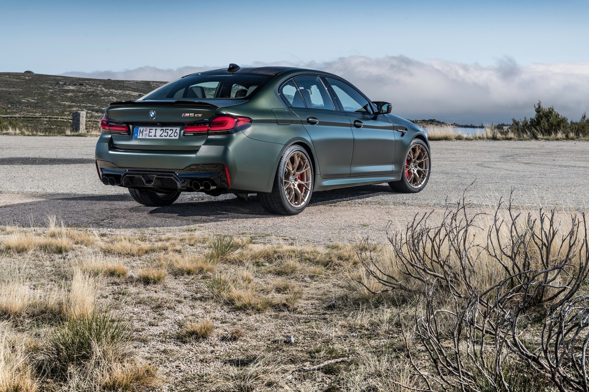 P90411277 lowRes the new bmw m5 cs 01