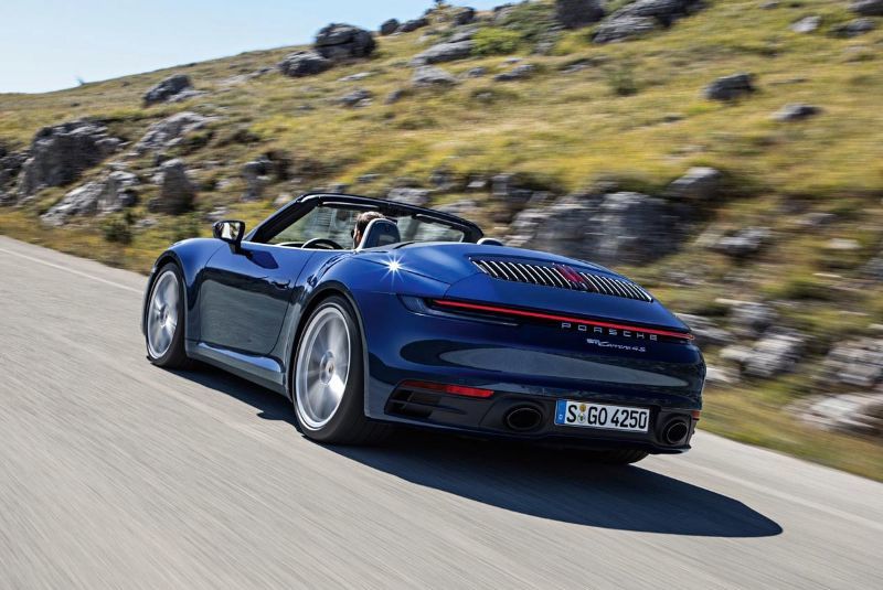 Porsche 911 Carrera 4S Cabriolet 2019 11