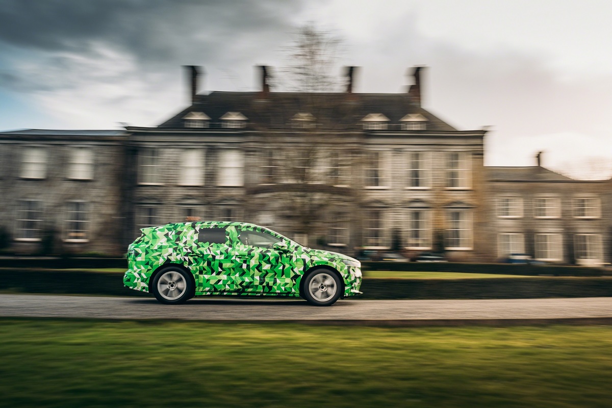 SKODA Η ΤΕΧΝΗ ΤΟΥ ΚΑΜΟΥΦΛΑΖ ENYAQ iV