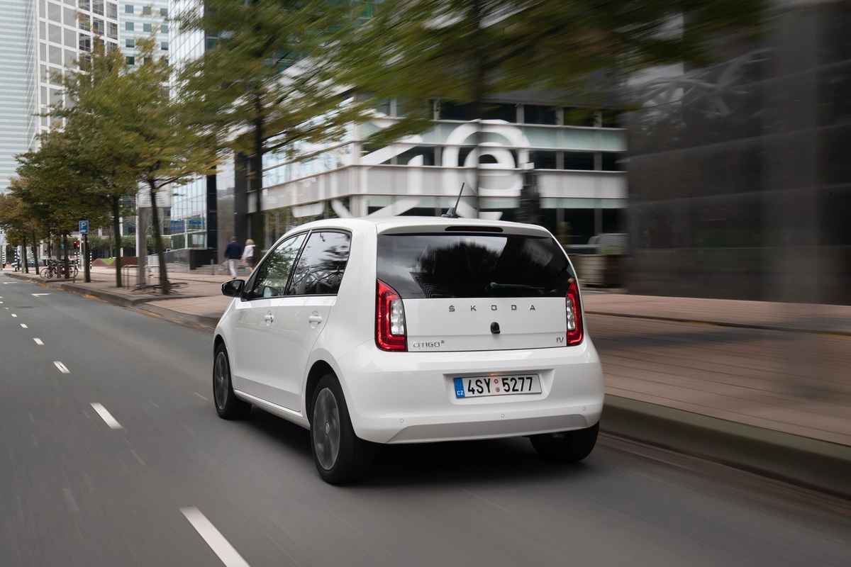 SKODA CITIGOe iV 2