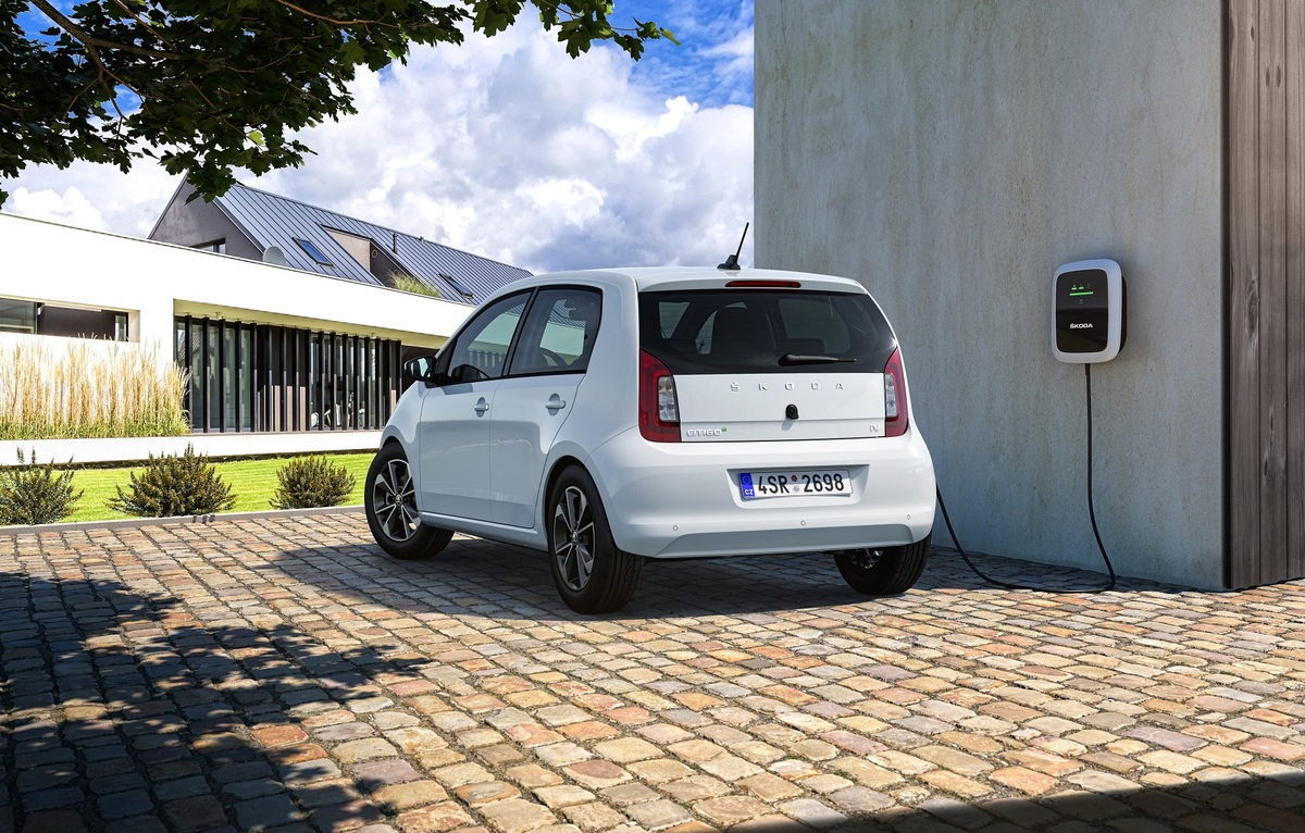 SKODA CITIGOe iV 3