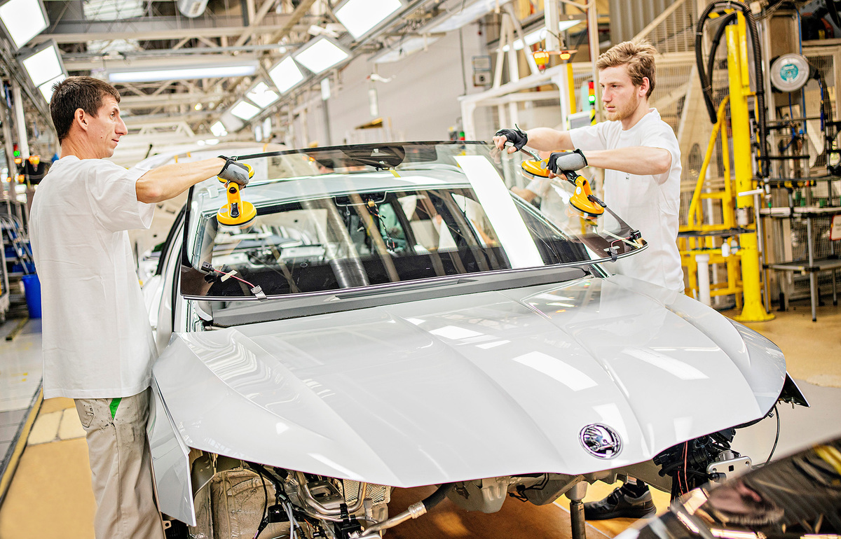 SKODA ENYAQ iV OCTAVIA KAROQ PRODUCTION 4