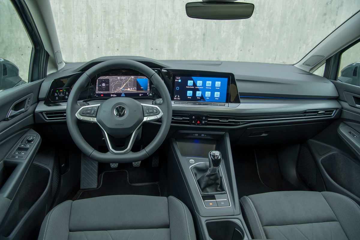 VOLKSWAGEN GOLF MK8 