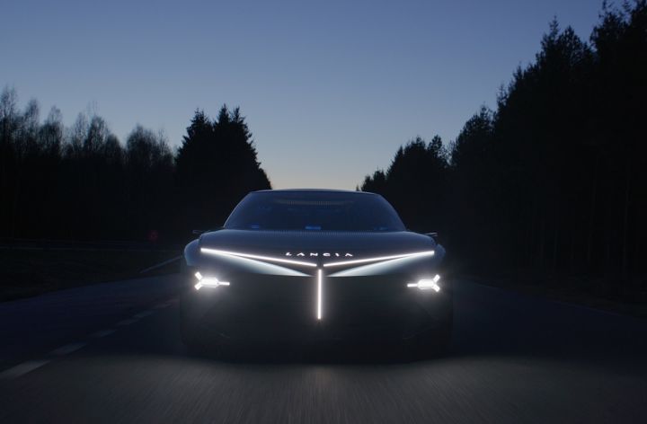 lancia pura hpe concept 2023 3