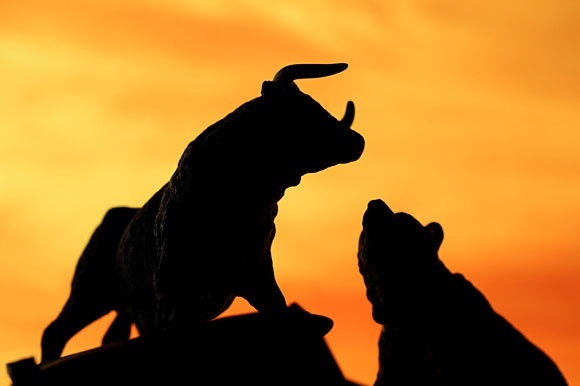 Stock-rally-returns-match-late-90s-run-but-valuations-lag