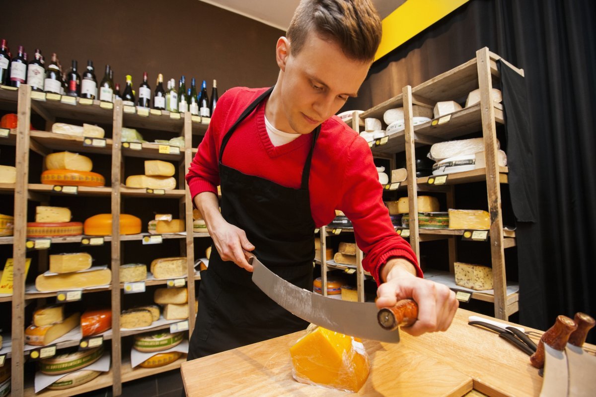 12 estonia some 245 of the population is obese and the average alcohol consumption per resident each year is 128 litres