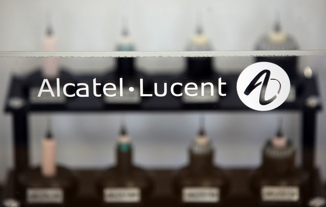 alcatel lucent640