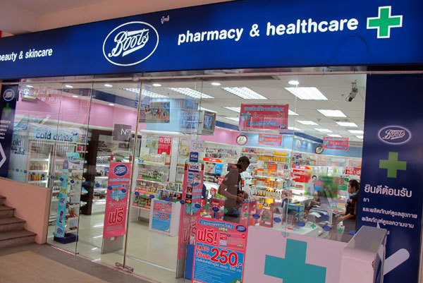chiang-mai-boots-pharmacy-healthcare-chang-klan-soi-1-2271
