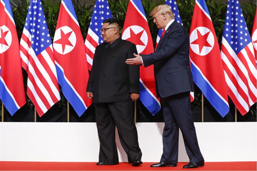 kimtrump standing