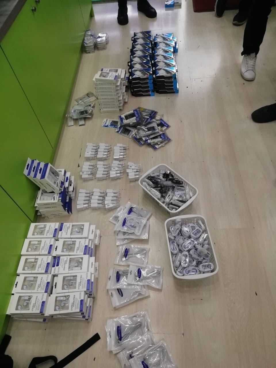 ΠΑΡΕΜΠΟΡΙΟ 11