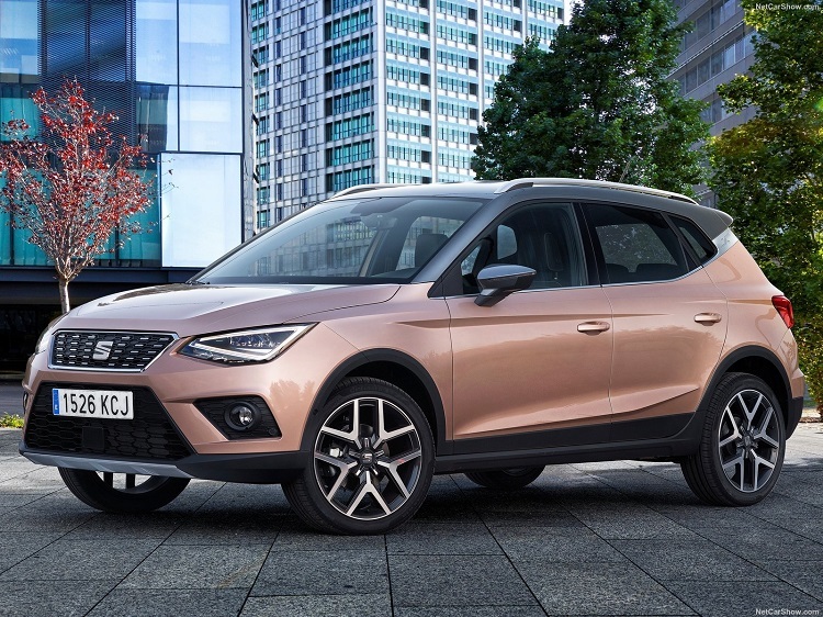 Seat Arona 2018 1600 02