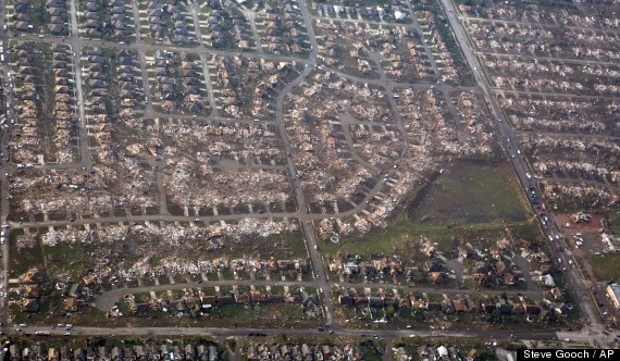 o-MOORE-OKLAHOMA-TORNADO-570