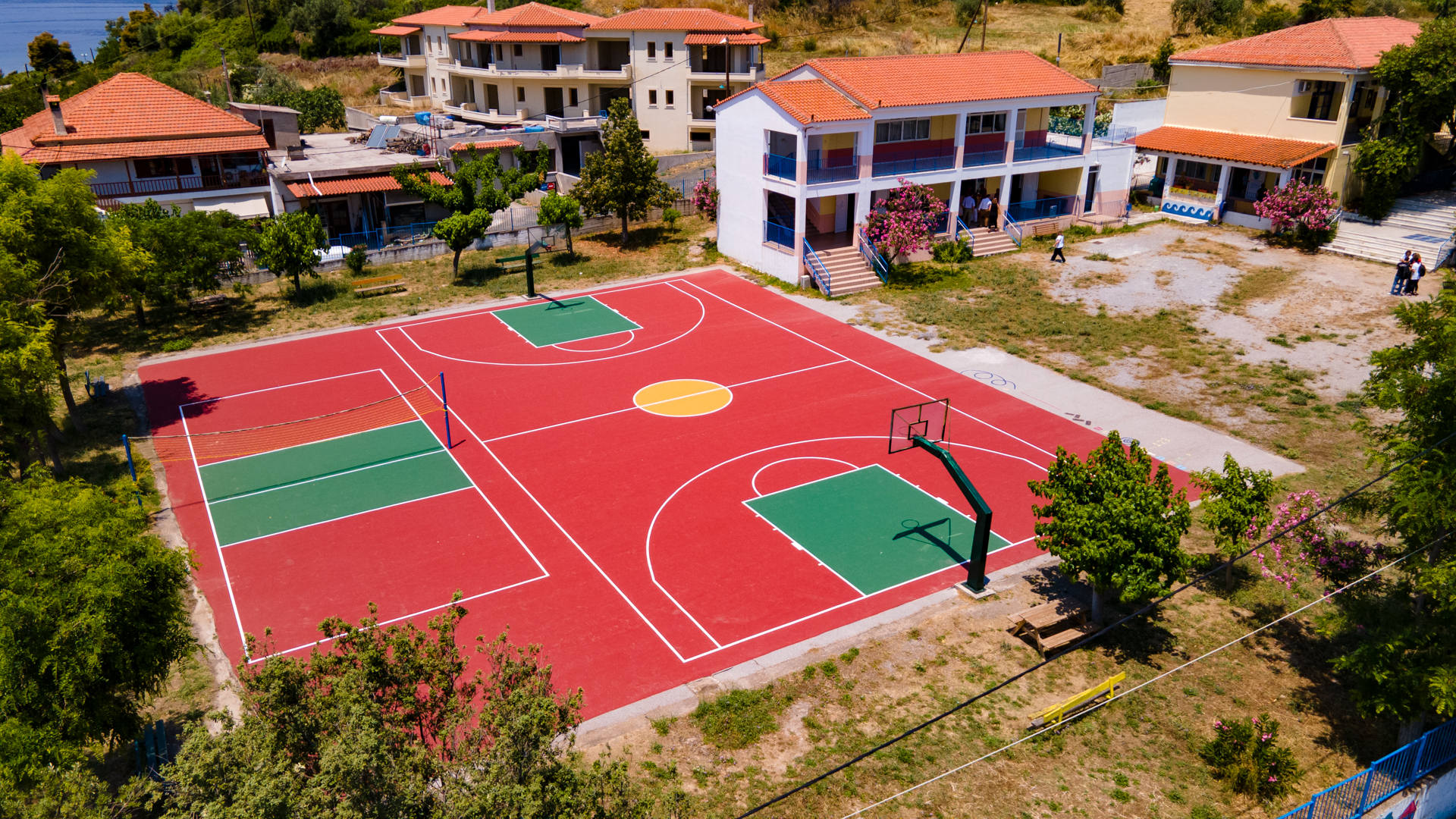 Γήπεδα μπάσκετ βόλεΐ Ροβιές