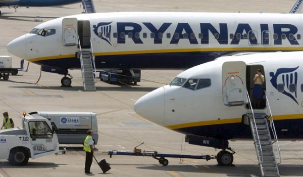 ryanair600 190313