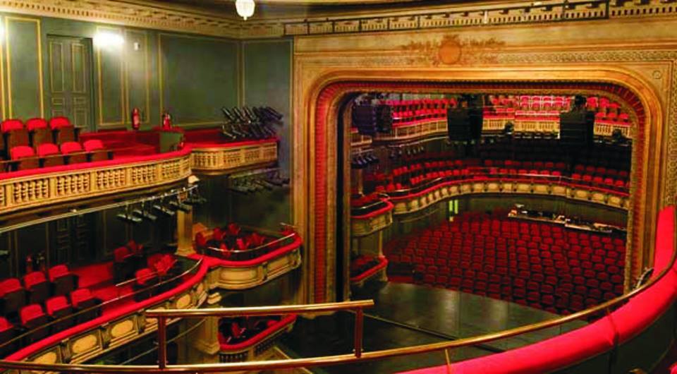 theatro peiraia960