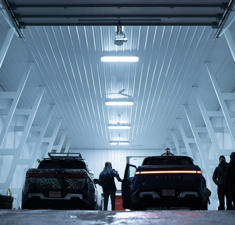 Volkswagen_Rivian_ada13.jpg