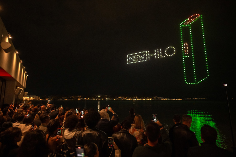 The_Circle_by_glo_HILO_Drone_Show_8bb1e.jpg