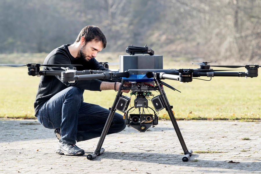 drone36_85ea3.jpg