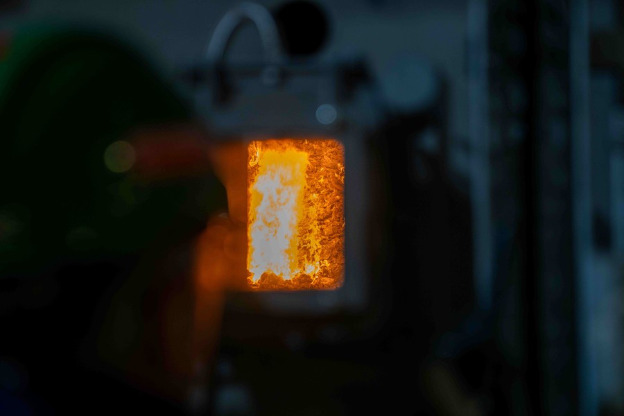 protos_firstfire_6_cdead10a095bb307.jpg