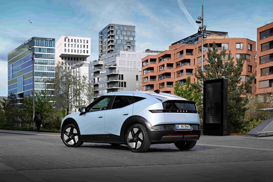 ioniq3_005_c3aed115a0f18618.jpg