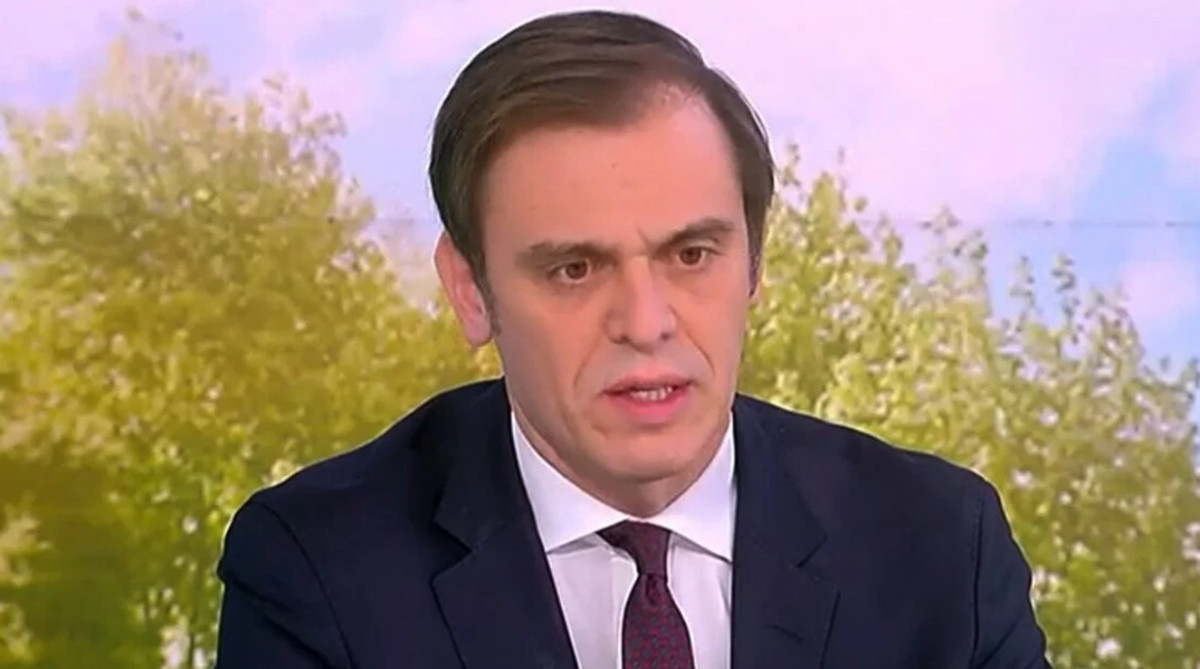 Μάντζος-ΠΑΣΟΚ: Οι υπουργοί κόβουν μόνο κορδέλες...και δεν έχουν ευθύνη πουθενά;
