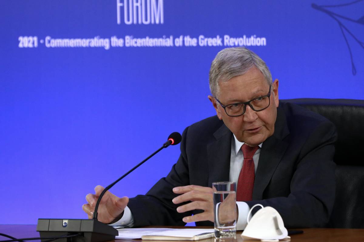 Αισιοδοξία Ρέγκλινγκ για τις προοπτικές της ελληνικής οικονομίας