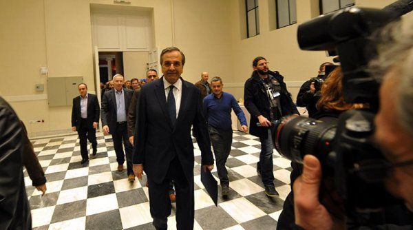 ΝΔ: Ασκήσεις περιχαράκωσης με το βλέμμα σε «δεύτερο γύρο»