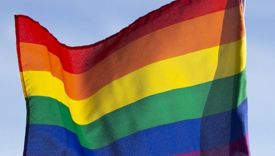 Ελβετία: Συντριπτικό «ναι» κατά της ομοφοβίας