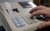 Αλαλούμ με τα εισοδήματα 2015: Χωρίς αποδείξεις το αφορολόγητο