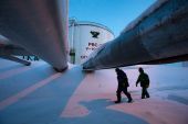 Πρόθυμη να συζητήσει με τον OPEC μείωση παραγωγής η Ρωσία