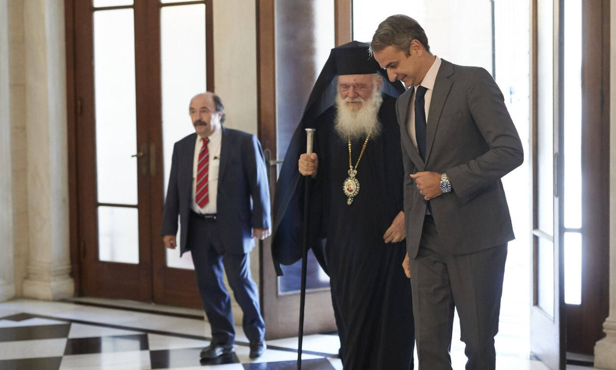 «Μέτωπο» Μητσοτάκη-Ιερώνυμου απέναντι στα... χαστούκια-Κοινή επίσκεψη στο Δήλεσι