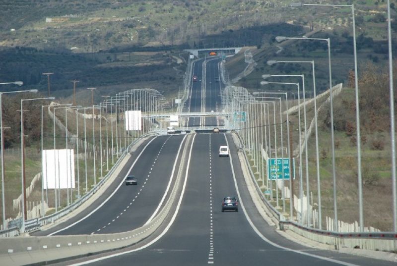 Απεργούν οι εργαζόμενοι στην Εγνατία Οδό