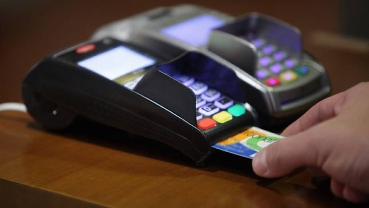 Ποιοι εξαιρούνται από την υποχρέωση να κάνουν ηλεκτρονικές δαπάνες 30%