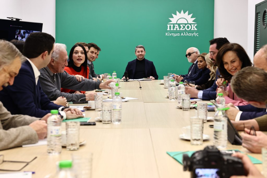 Ολα τα 'χε το ΠΑΣΟΚ, η συνταγματική αναθεώρηση το μάρανε