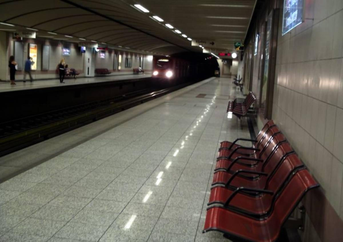 Κλειστοί οι σταθμοί Αγία Μαρίνα και Αιγάλεω- Τηλεφώνημα για βόμβα