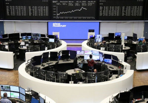 Τέλος στο 4ήμερο ανοδικό σερί των ευρωπαϊκών χρηματιστηρίων